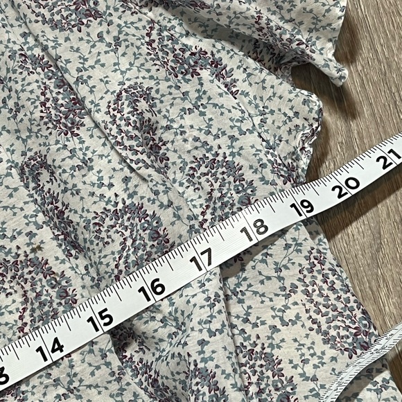 Anthropologie Moulinette Soeurs Beautiful Top with tie- 4 - Picture 5 of 8